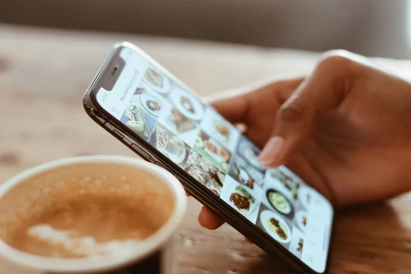 Stop Tweeting, Start Finishing: How the Internet Broke the Art of Sticking to a Vision